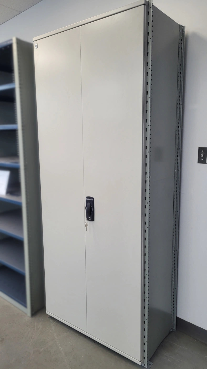 ESF361887-show étagère fermée portes 6 tablettes grises industrielle robuste Rousseau métal Pedlex en stock achat