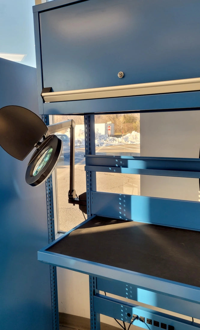 EMA4041 Station autoportante Rousseau décentrée caisson de rangement luminaire loupe Pedlex en stock liquidation promotion vente