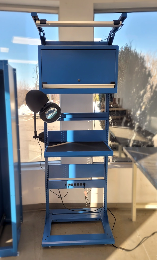 EMA4041 Station autoportante Rousseau décentrée caisson de rangement luminaire loupe Pedlex en stock liquidation promotion vente